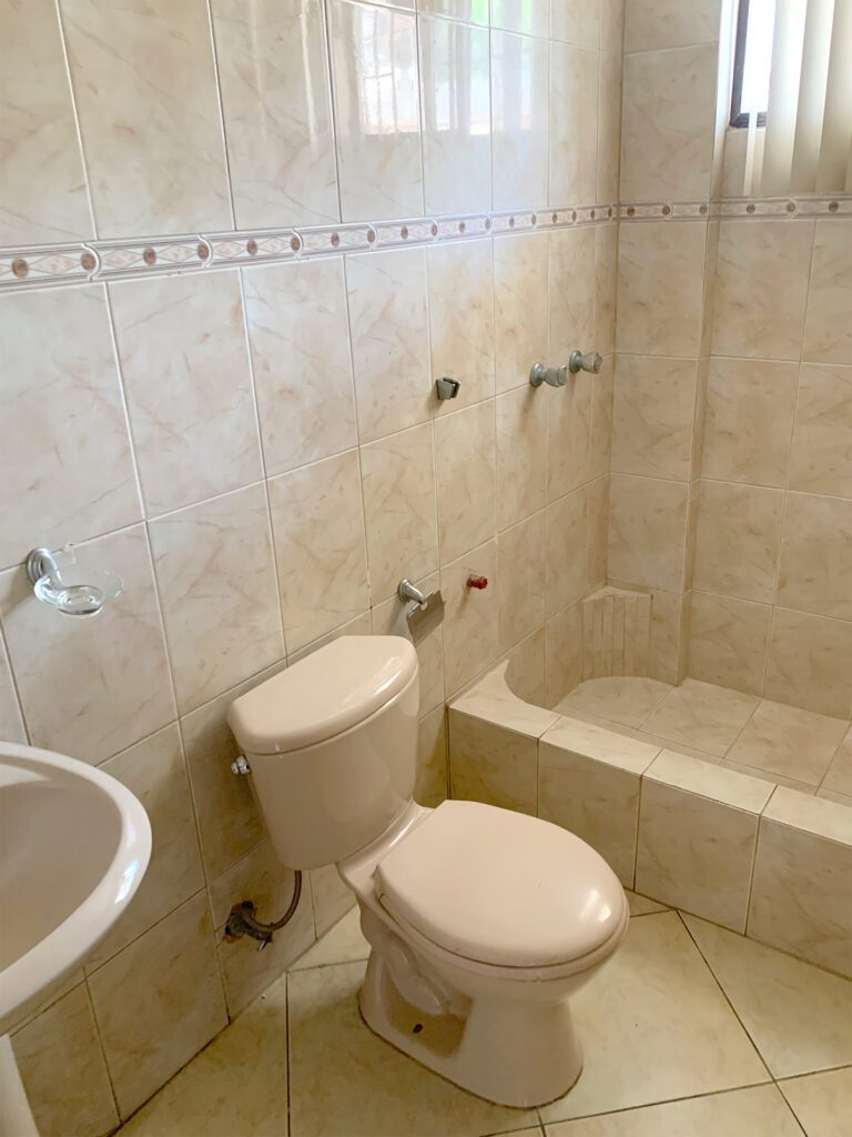 05 ct baño secundaro