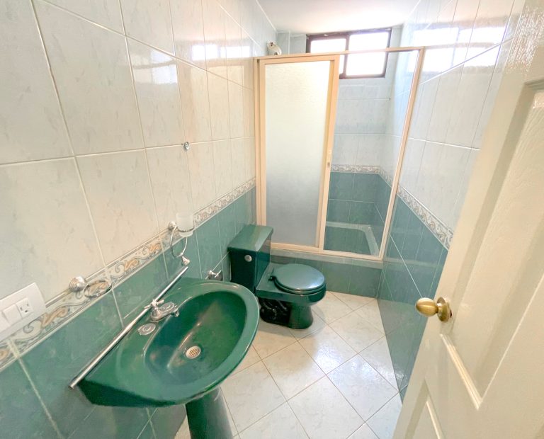 dg06-06-baño-secundario
